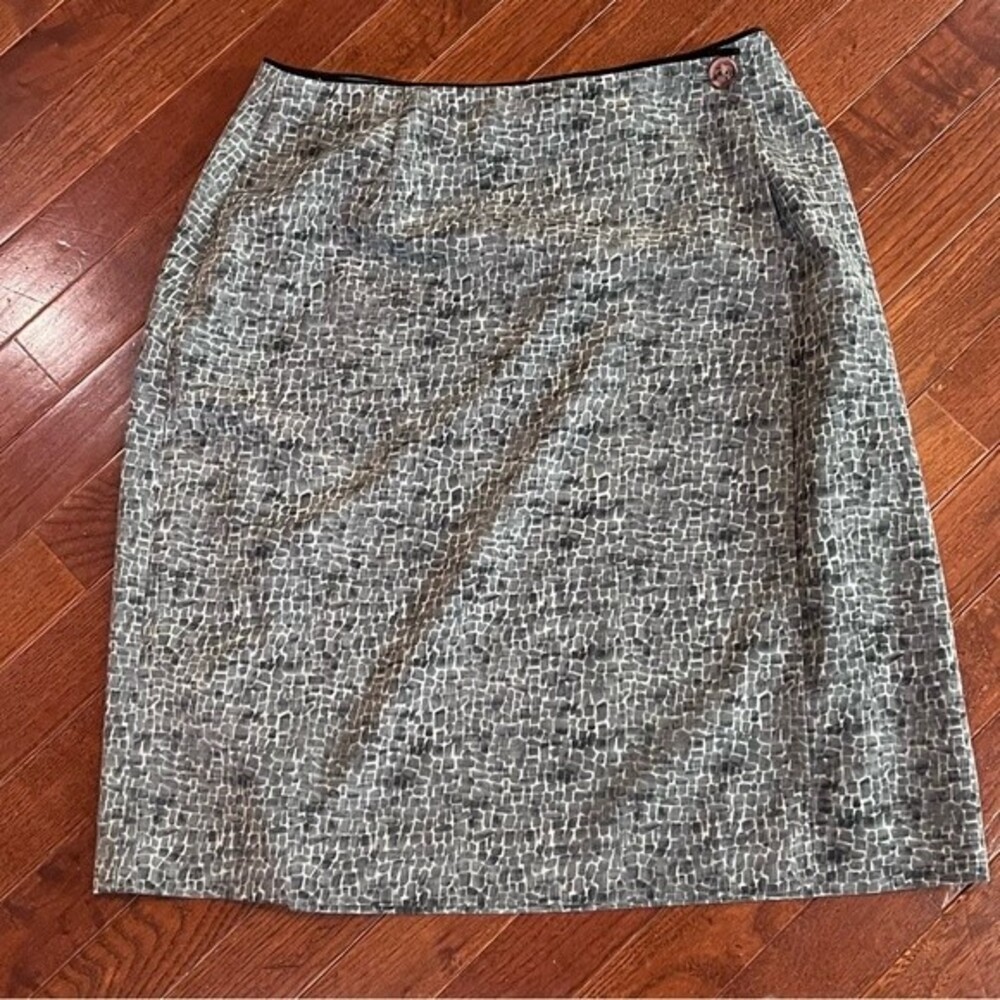 Worthington gray print wrap skirt size 10P